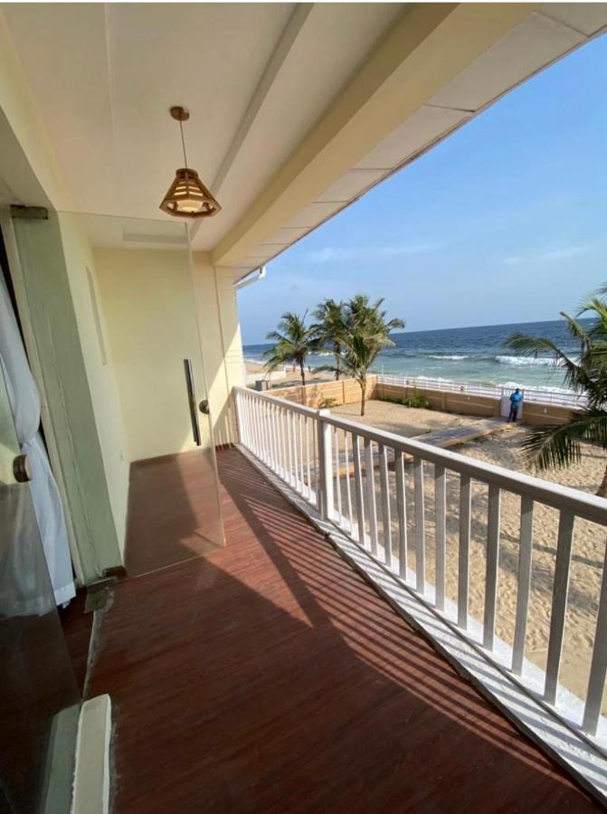 Oceanfront Wavecrest Hotel Lekki Kültér fotó