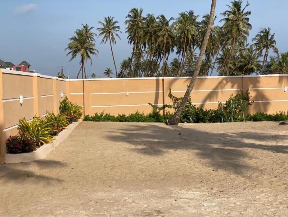 Oceanfront Wavecrest Hotel Lekki Kültér fotó