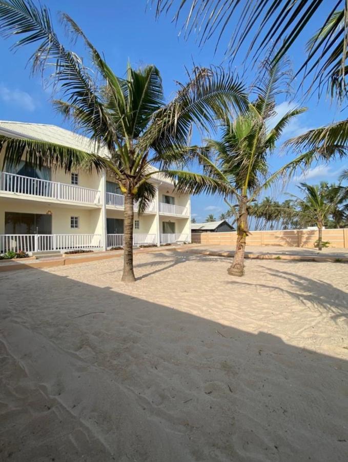Oceanfront Wavecrest Hotel Lekki Kültér fotó