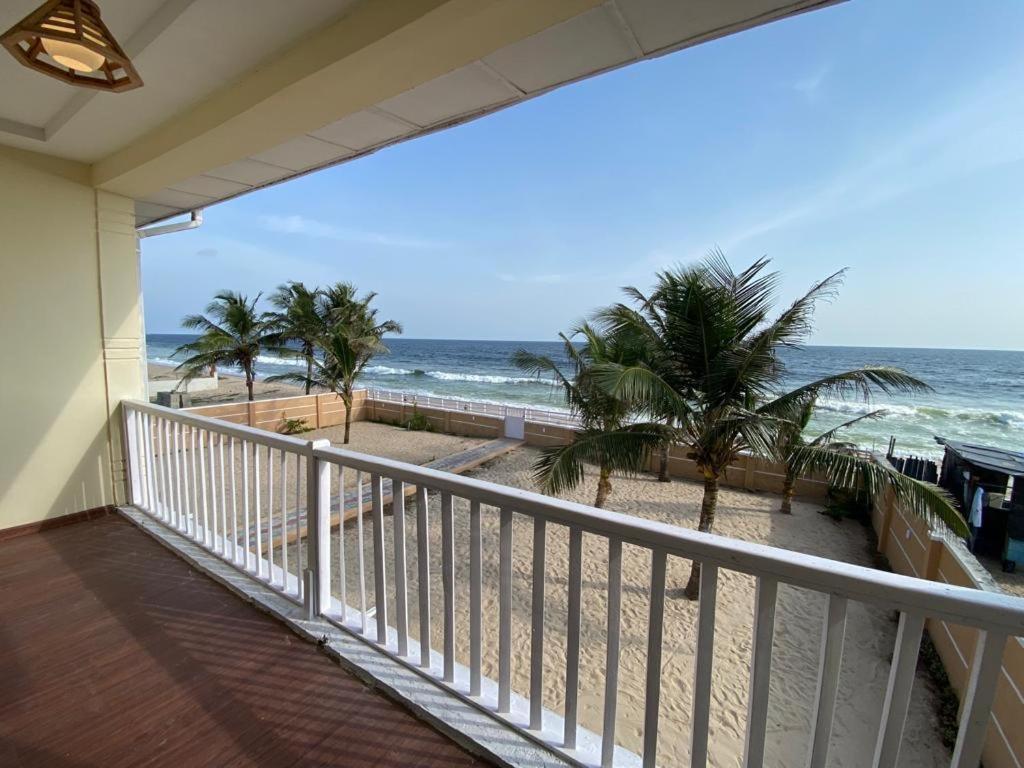 Oceanfront Wavecrest Hotel Lekki Kültér fotó