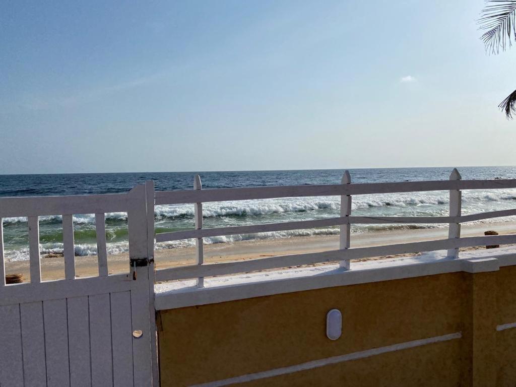 Oceanfront Wavecrest Hotel Lekki Kültér fotó