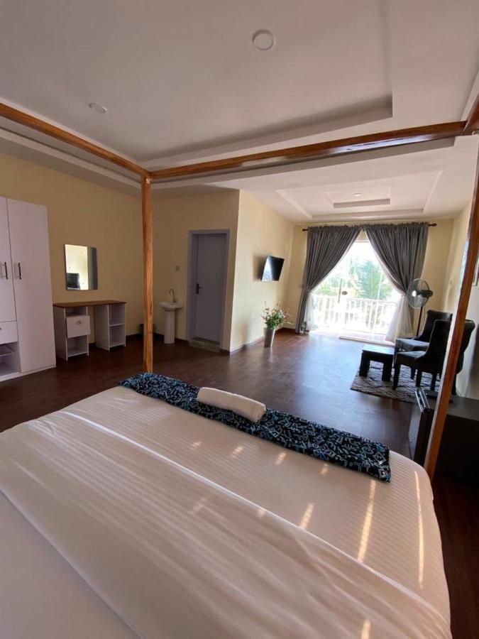 Oceanfront Wavecrest Hotel Lekki Kültér fotó
